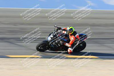 media/Oct-06-2024-Race Pace (Sun) [[d7d39ec7ad]]/5-Bowl Pans (830am)/